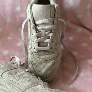 Adidas Forum Platform Women's Athletic Shoes - Cream EUC size 7